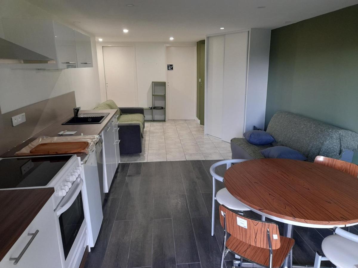 A 5 Mns Du Puy De Dome Avec Vue Imprenable Studio Rez De Jardin 24M2 Neuf A Laschamps Saint-Genès-Champanelle Exterior foto